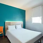 Hotel Hotelf1 Nantes Ouest