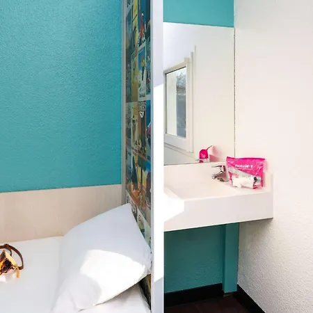 Hotelf1 Nantes Ouest * Saint-Herblain