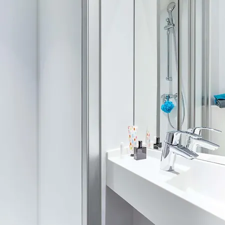 Hotel Hotelf1 Nantes Ouest *