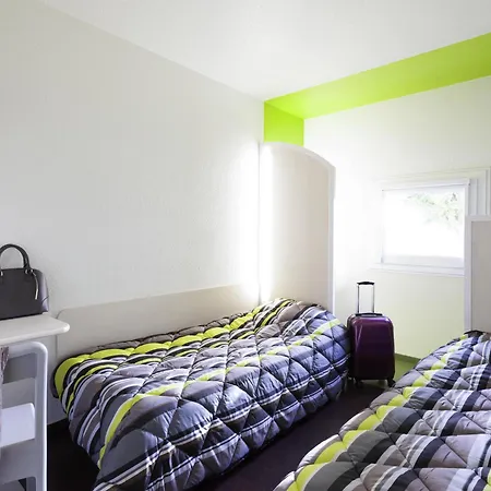 Отель Hotelf1 Nantes Ouest Сен-Эрблен