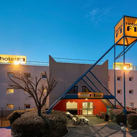 Hotelf1 Nantes Ouest *