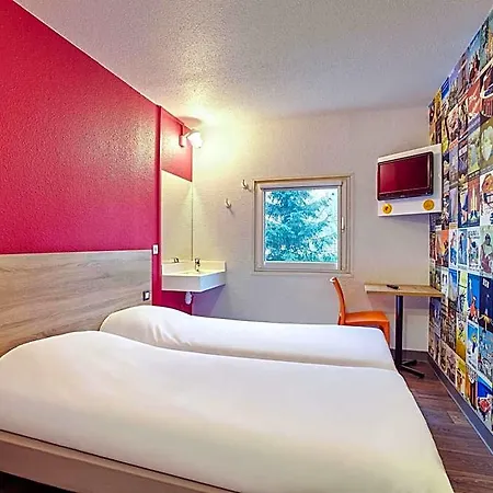Hotelf1 Nantes Ouest Отель Сен-Эрблен