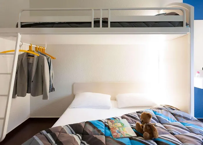 Hotelf1 Nantes Ouest