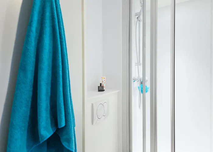 Hotelf1 Nantes Ouest * 圣埃尔布兰