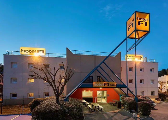 Hotelf1 Nantes Ouest *